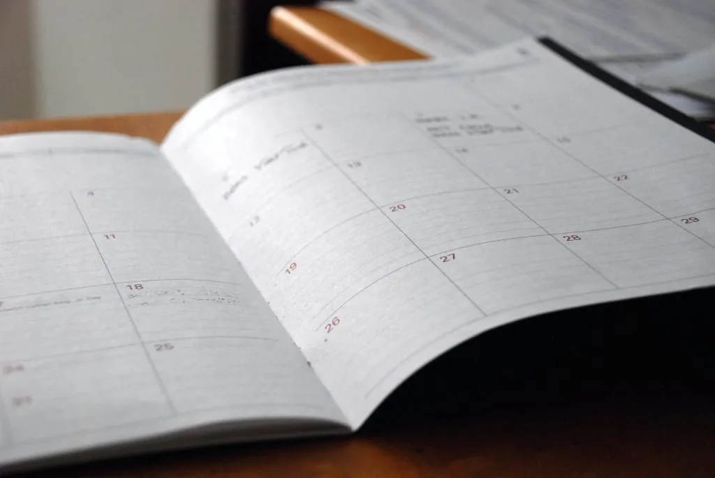 Effective Ways to Manage a Coach Calendar
